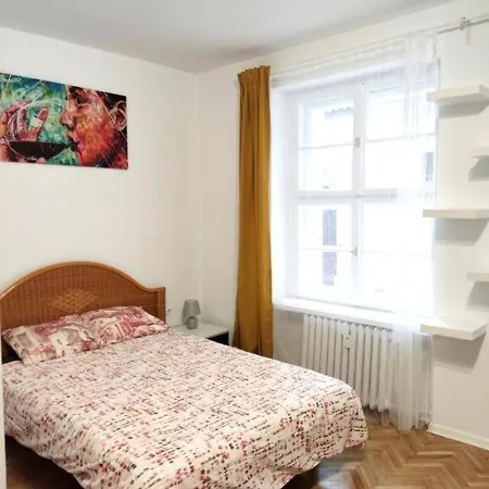 Kozia 24 3* Poznan